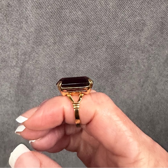 Vintage Avon ring big stone gold tone - Picture 3 of 6